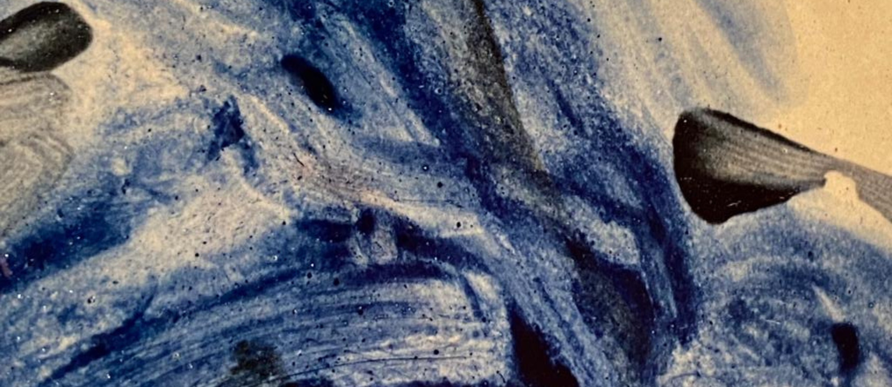 Slipware plate Grande 7 by Héloïse Bariol Slipware plate by Héloïse Bariol