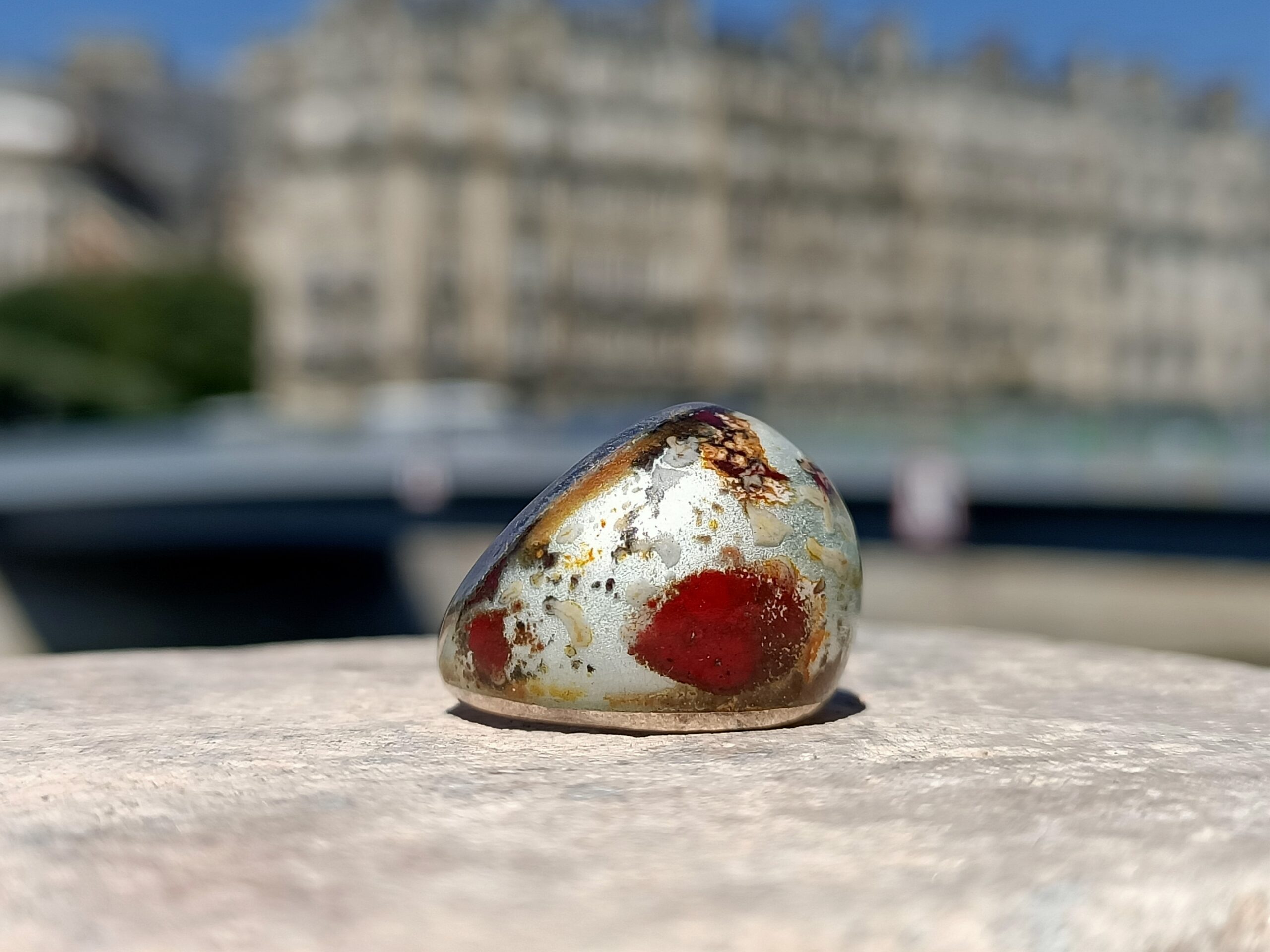 Enamelled sterling silver ring by Marie Oberlin. Enamelled sterling silver ring.