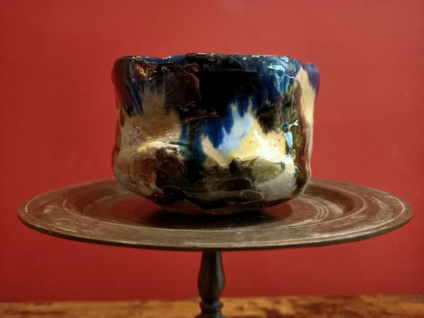 Gazed earthenware bowl.