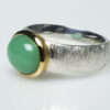 Bague chrysoprase, argent et vermeil.
