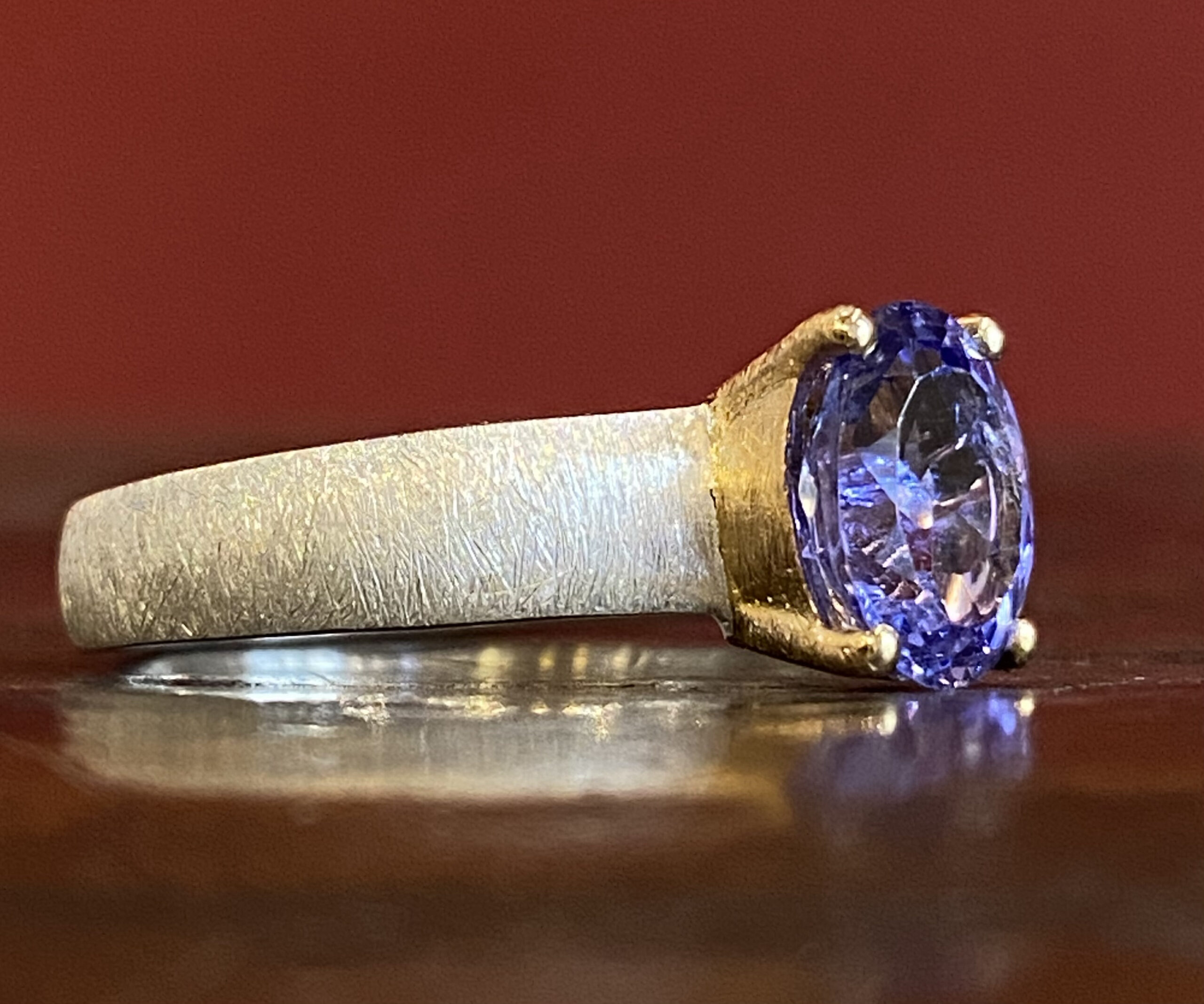 Bague tanzanite, argent brossé et vermeil Bague tanzanite, argent brossé et vermeil