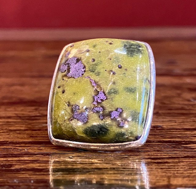 Bague Réglable En Serpentine Naturelle Verte - 20x17x6mm - Monture Argent Massif 925 - Fabriqué En France