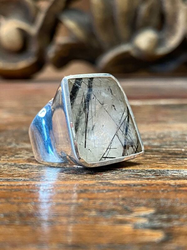 Silver and tourmalinated quartz ring